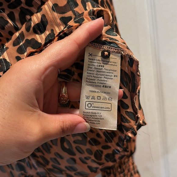 Scotch & Soda Leopard Smocked Blouse Silver Lurex Sparkle XL Top - Picture 6 of 10